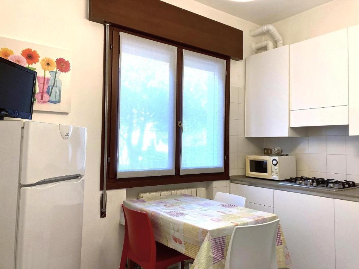 Bilocali Casa De Lazzari - Piazza Brescia - Adria Holiday Jesolo - Family Apartments Buitenkant foto