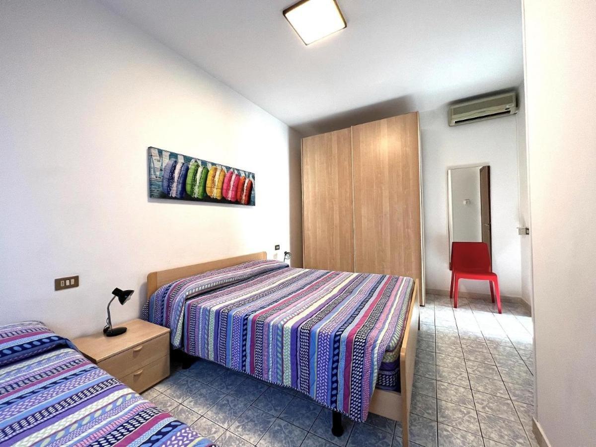 Bilocali Casa De Lazzari - Piazza Brescia - Adria Holiday Jesolo - Family Apartments Buitenkant foto